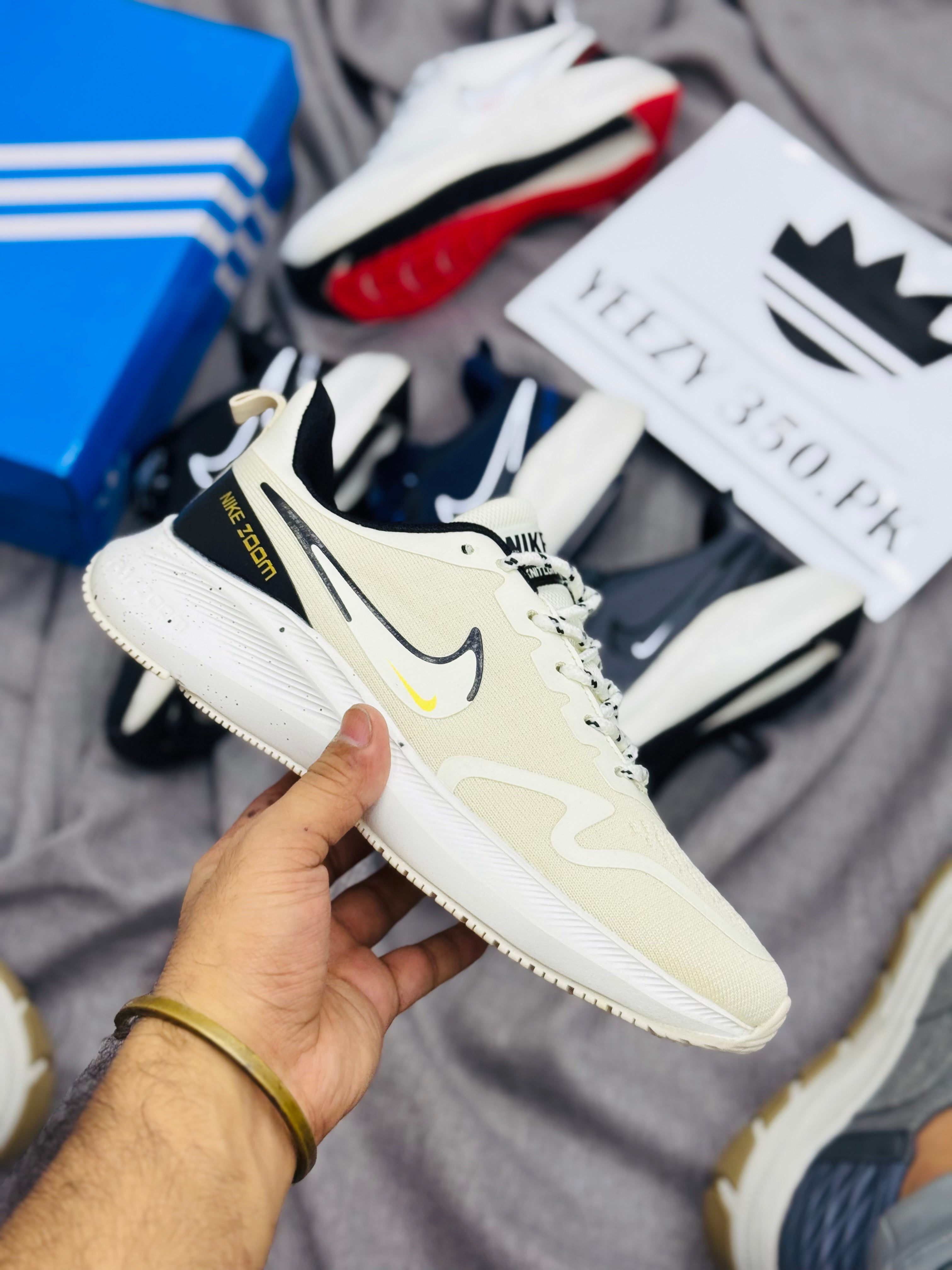 Nke air zoom shift 3 (beige)