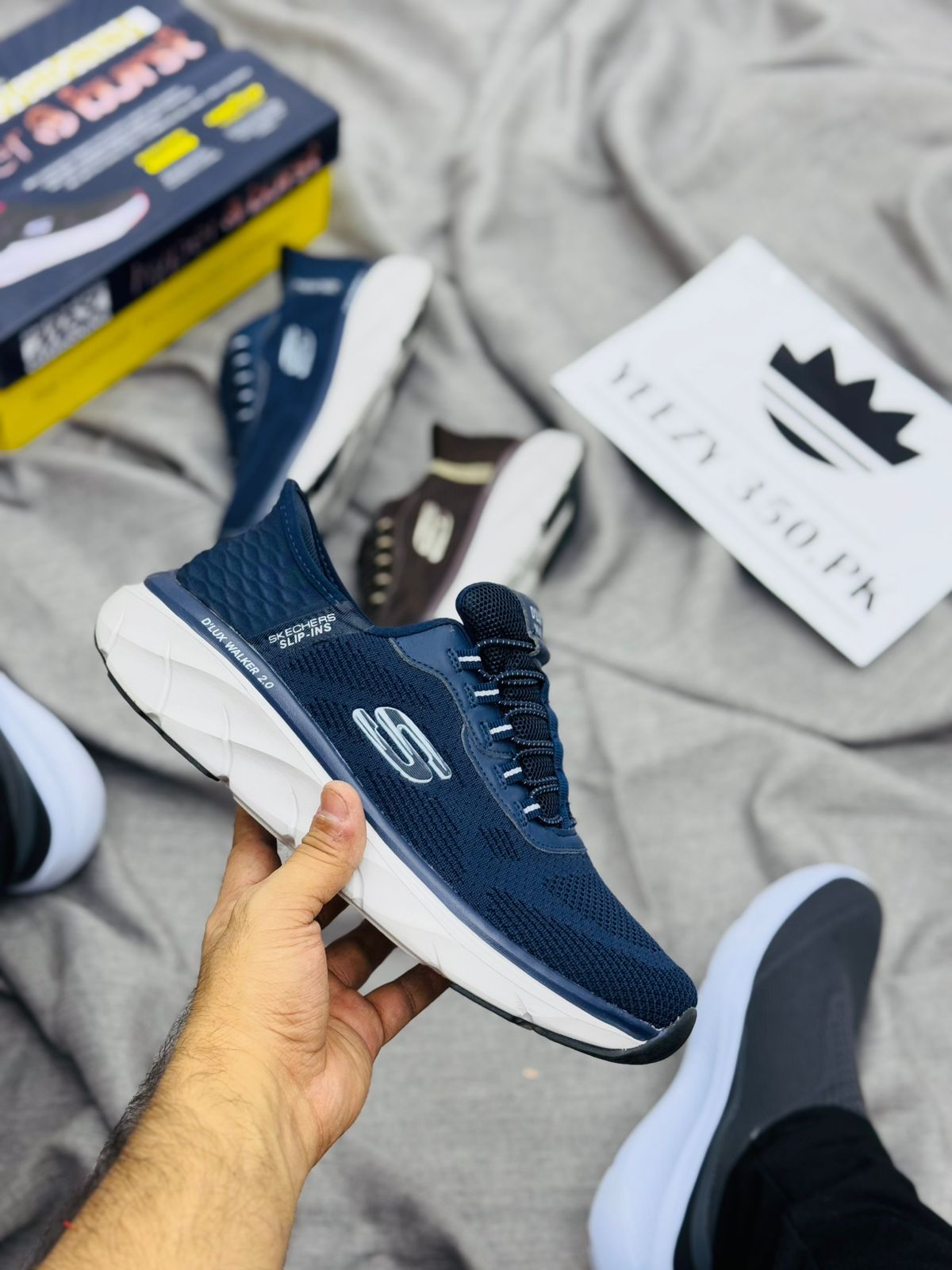 Skechars d’luxe walker 2.0 slip in medicate
