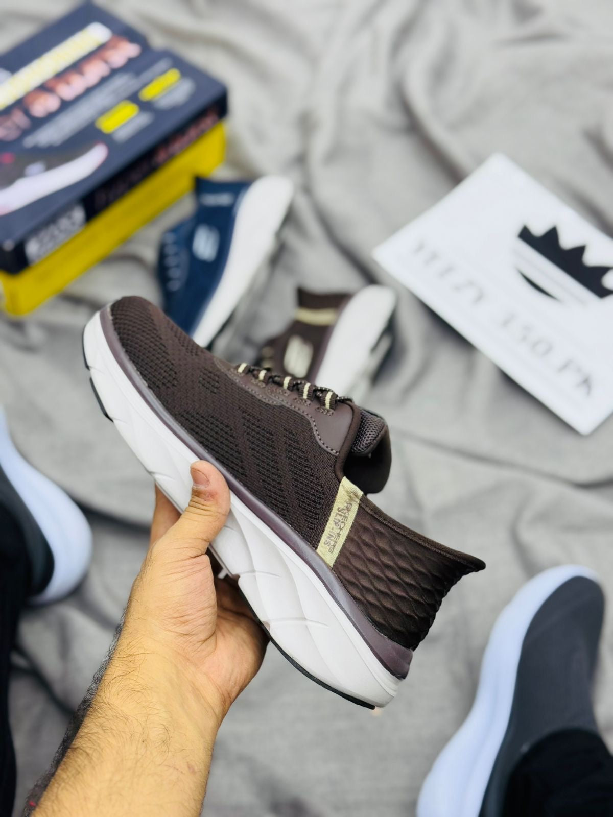 Skechars d’luxe walker 2.0 slip in medicate