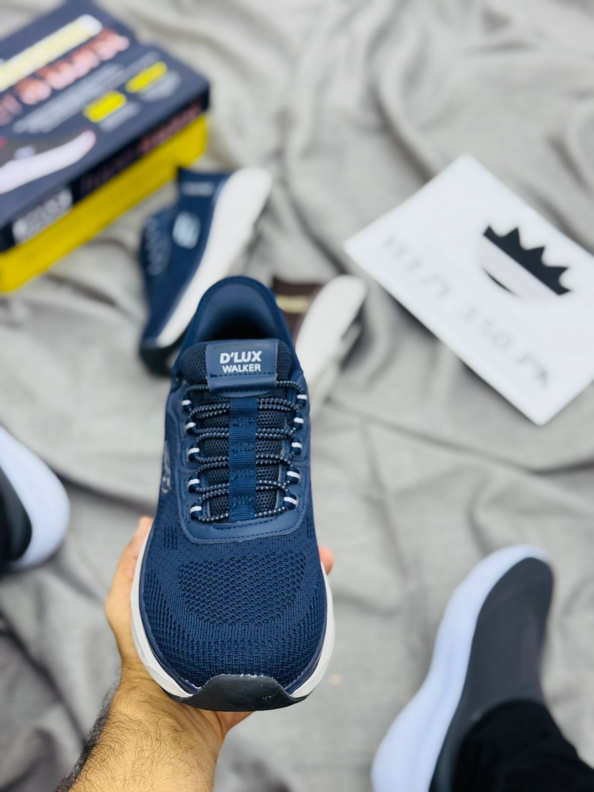 Skechars d’luxe walker 2.0 slip in medicate